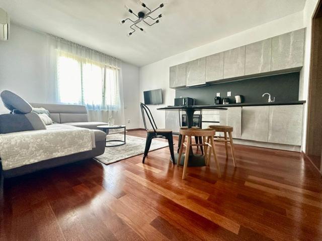 Апартаменти House Pica Клуж-Напока Екстер'єр фото